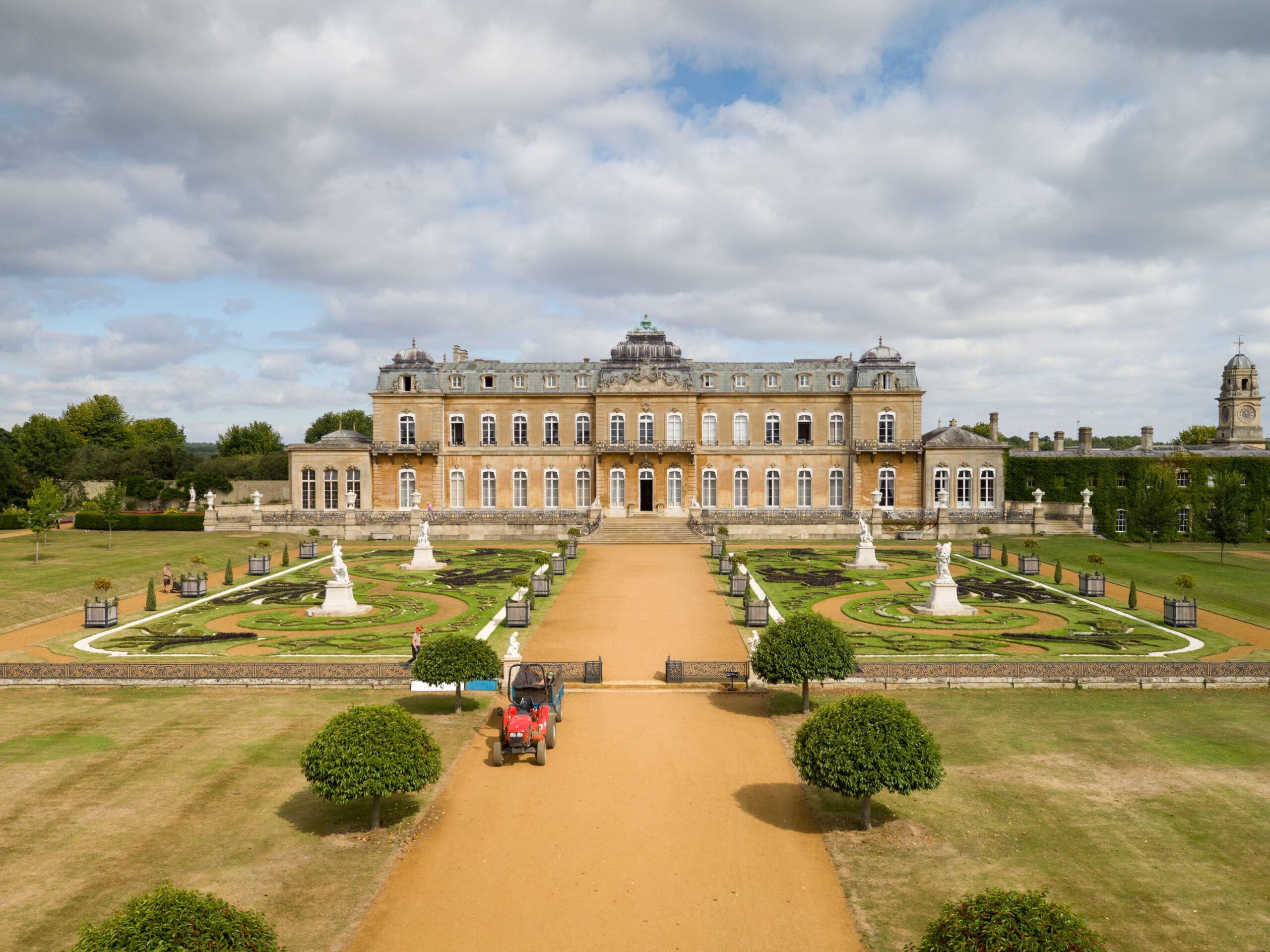 Drone film production at EH Wrest Park - Uncontainable