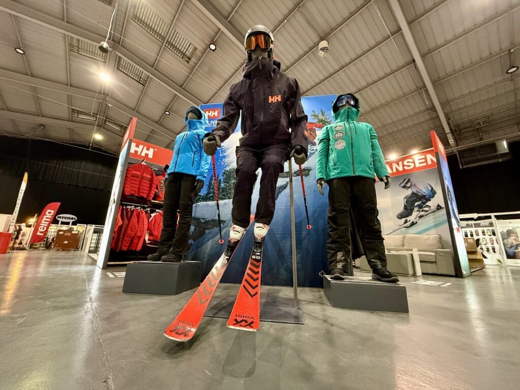 Uncontainable create Immersive Exhibition Stand Design at the Outdoor Trade Show